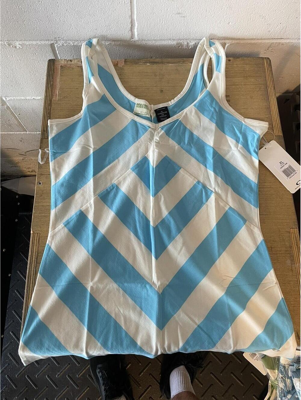 Oakley Across Tank Atmosphere Size XL new
